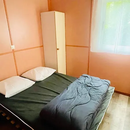 8 Pers Avec Terrasse - Api-1-52-1027 * Camon (Languedoc-Roussillon)