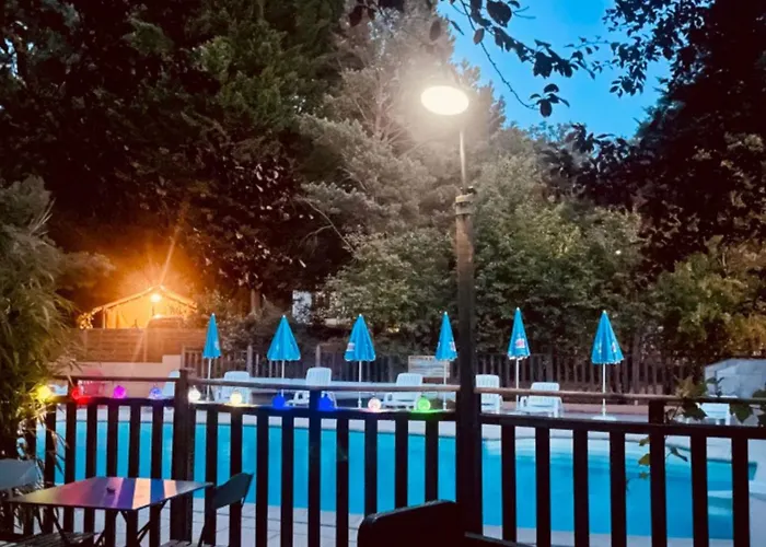 8 Pers Avec Terrasse - Api-1-52-1027 * Camon (Languedoc-Roussillon)