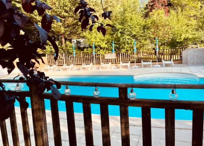 8 Pers Avec Terrasse - Api-1-52-1027 مكان تخييم