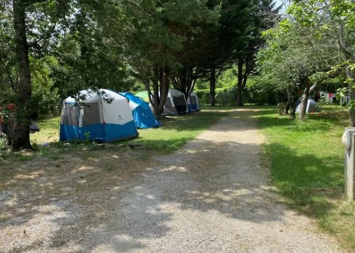 8 Pers Avec Terrasse - Api-1-52-1027